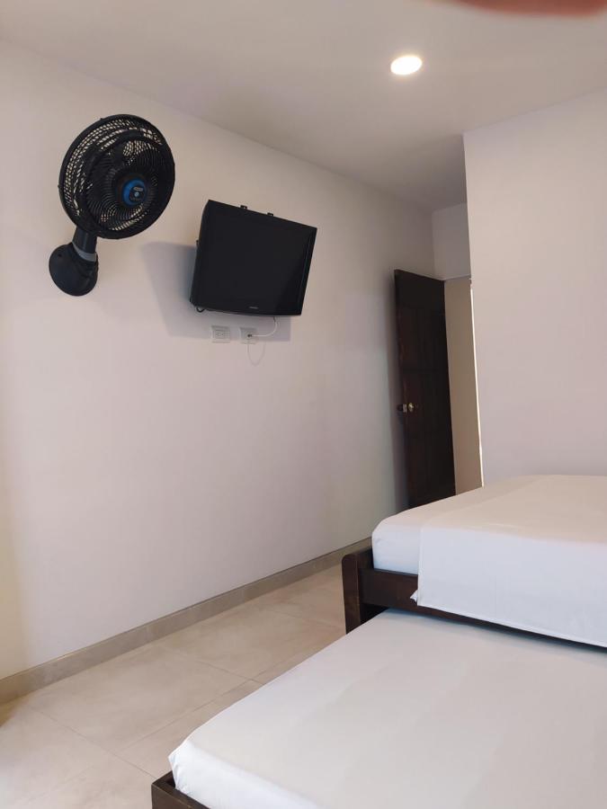 Hotel Brisas Del Norte Roldanillo 外观 照片