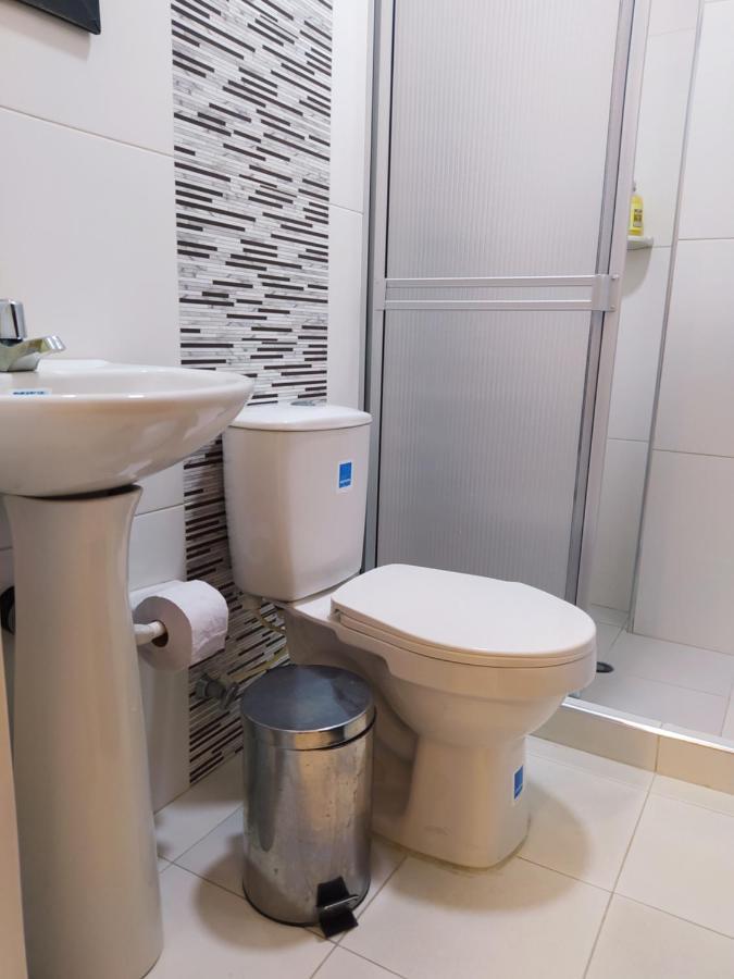 Hotel Brisas Del Norte Roldanillo 外观 照片