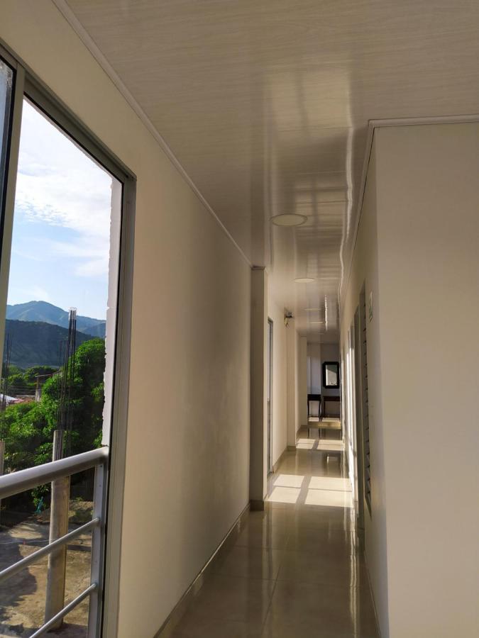 Hotel Brisas Del Norte Roldanillo 外观 照片