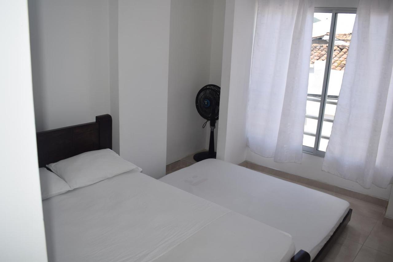 Hotel Brisas Del Norte Roldanillo 外观 照片